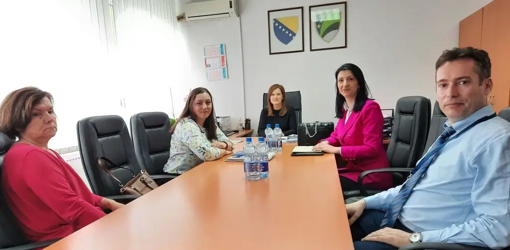 Ministrica pravosuđa i uprave Tuzlanskog kantona  posjetila je Općinski sud u Lukavcu