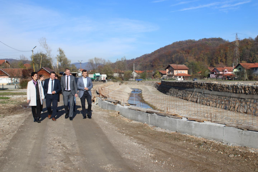 Još pola miliona KM za rješavanje vodosnabdijevanja općine Kalesija