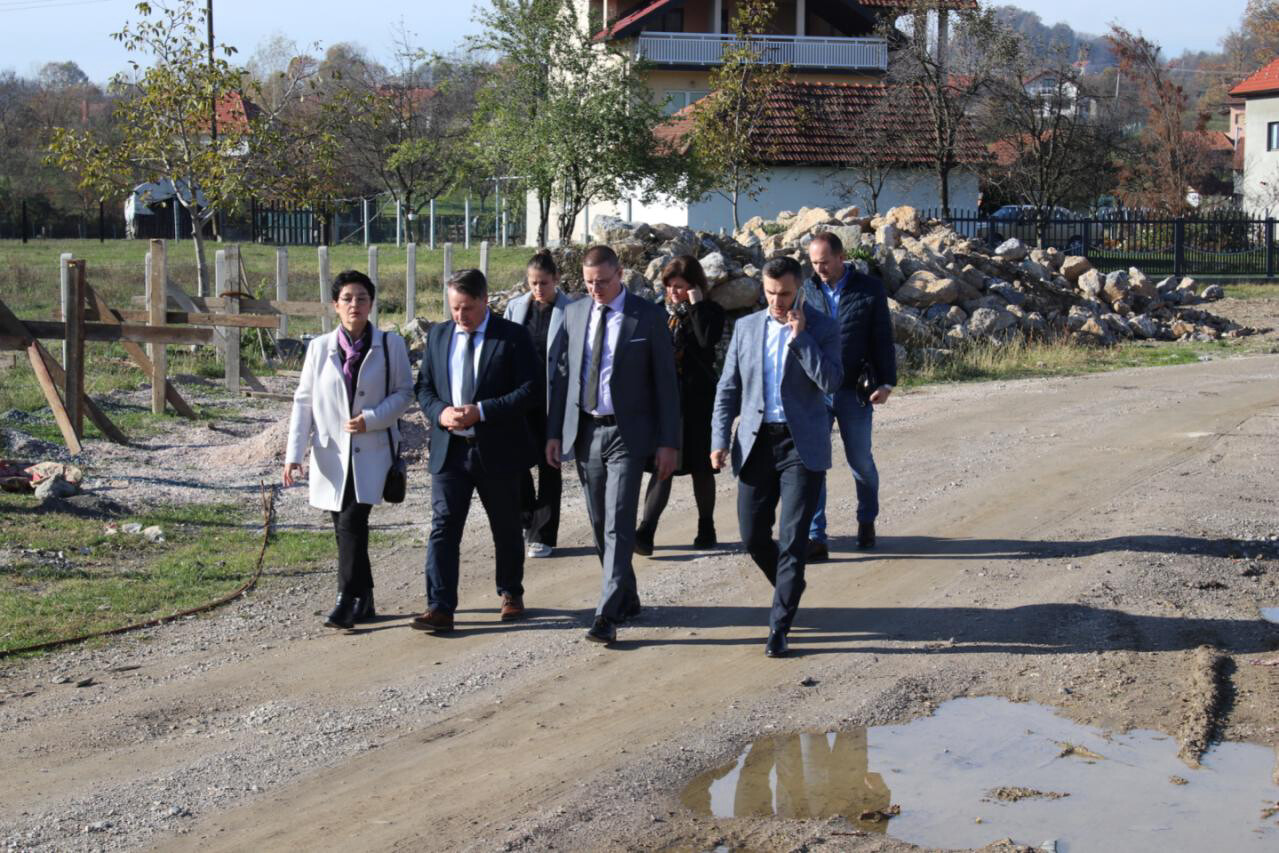 1763378686_691b05fec9d2e