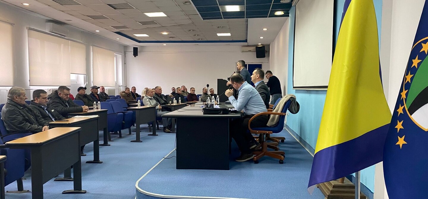 1765544788_693c1354b42f7