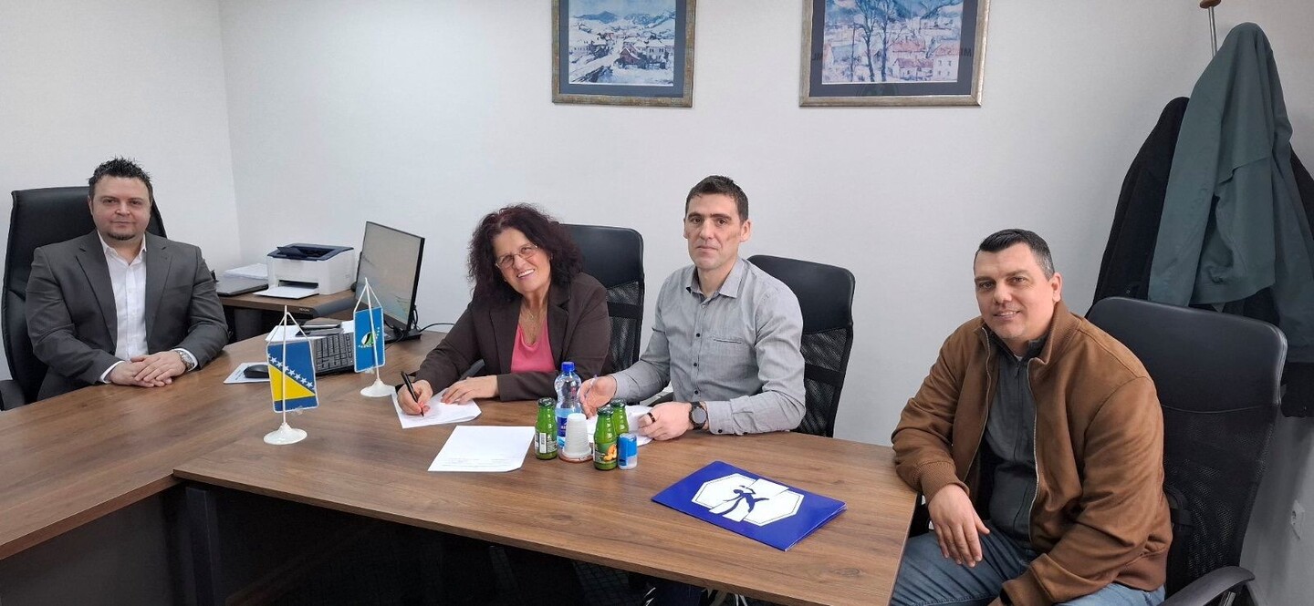 1770825605_698ca7857c31a