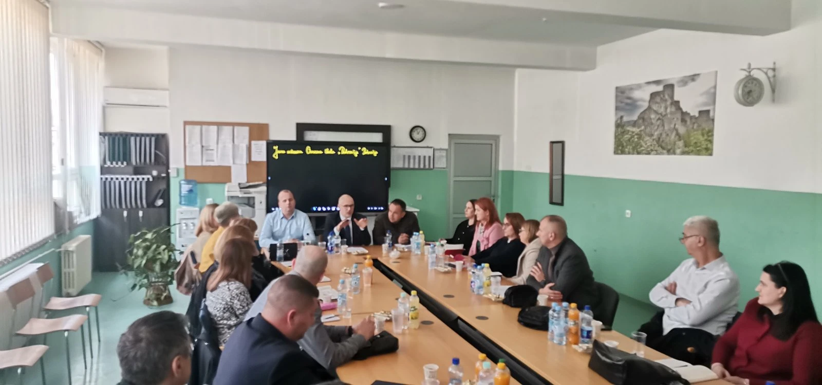 Ministar Omerović održao sastanak s direktorima škola iz Srebrenika, Lukavca i Čelića