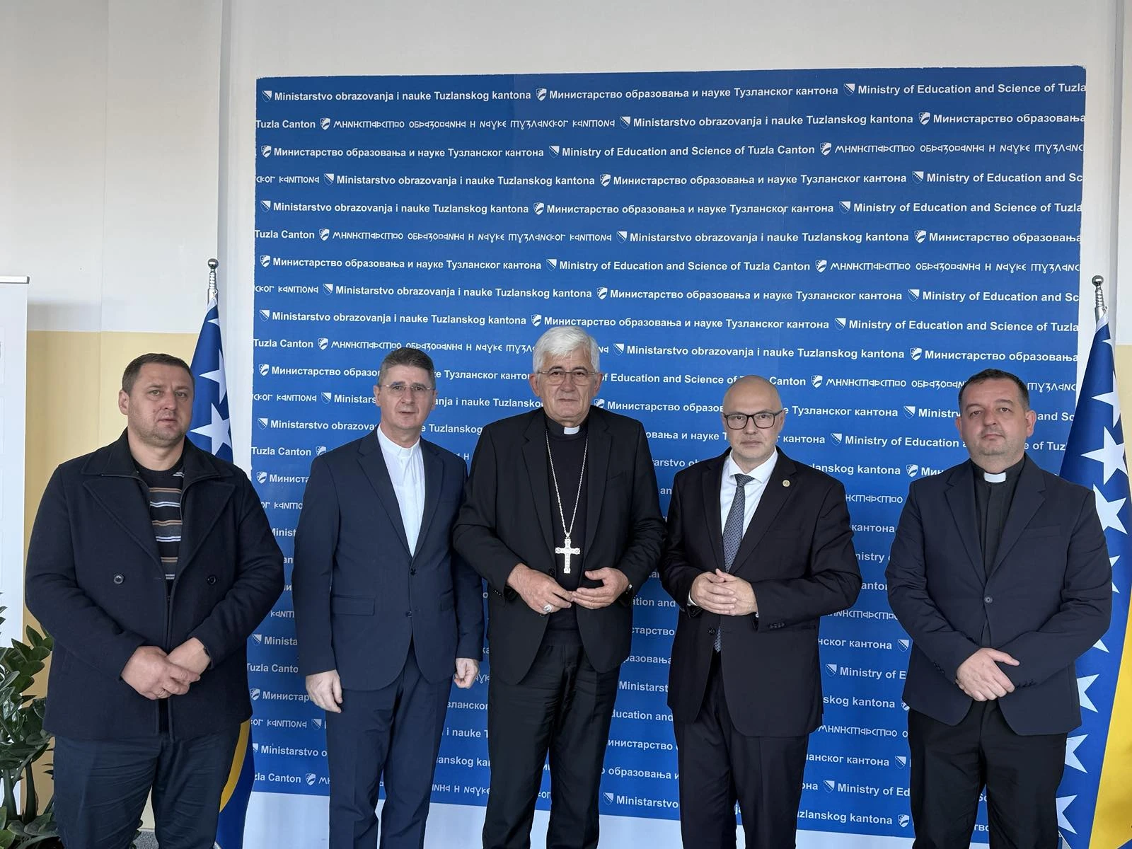 Ministar Omerović održao sastanak s predstavnicima Katoličkog školskog centra „Sveti Franjo” Tuzla